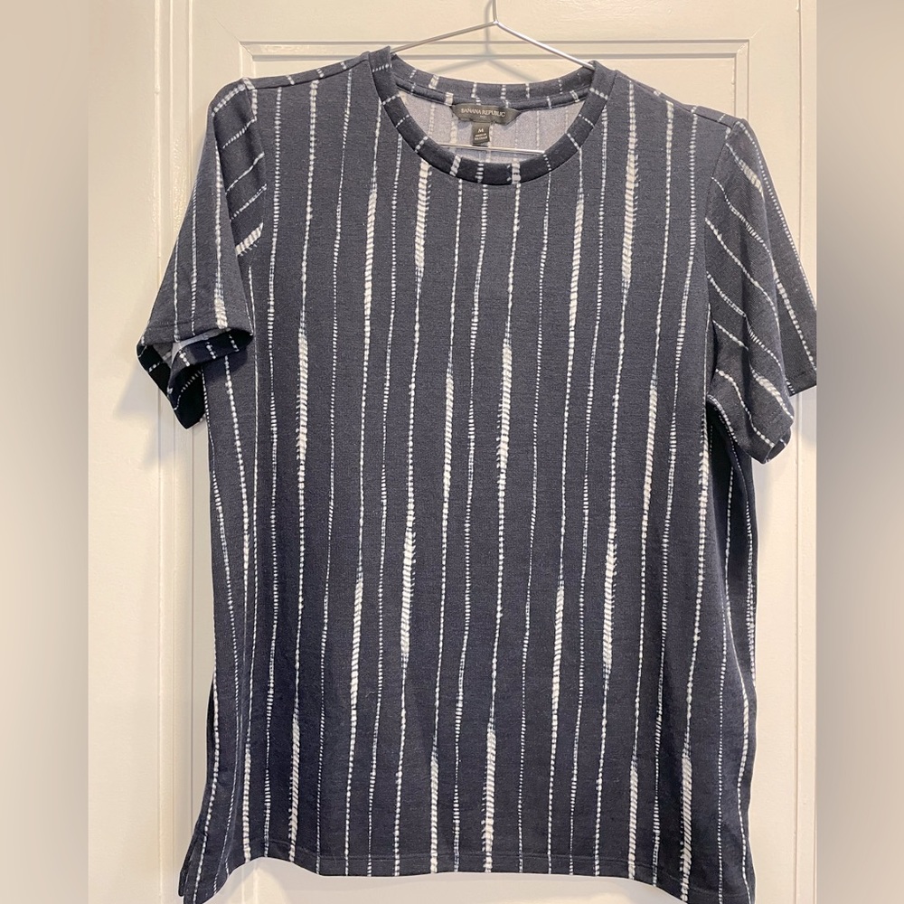 BNWT - Banana Republic Shirt - Size M